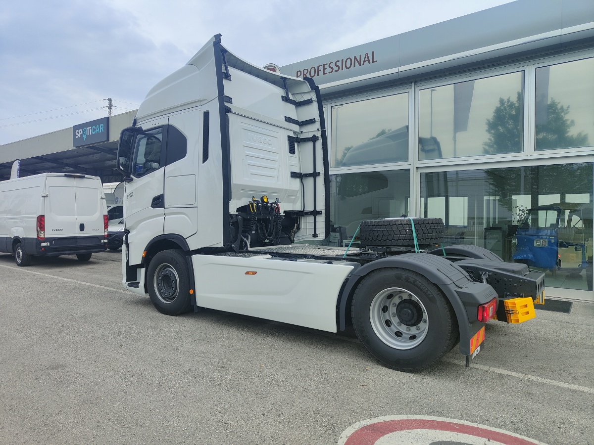 Iveco Iveco Stralis S Way As S T P Usato